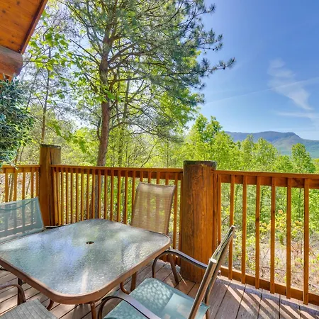 Gatlinburg Vacation Rental With Hot Tub And Game Room! Exterior photo
